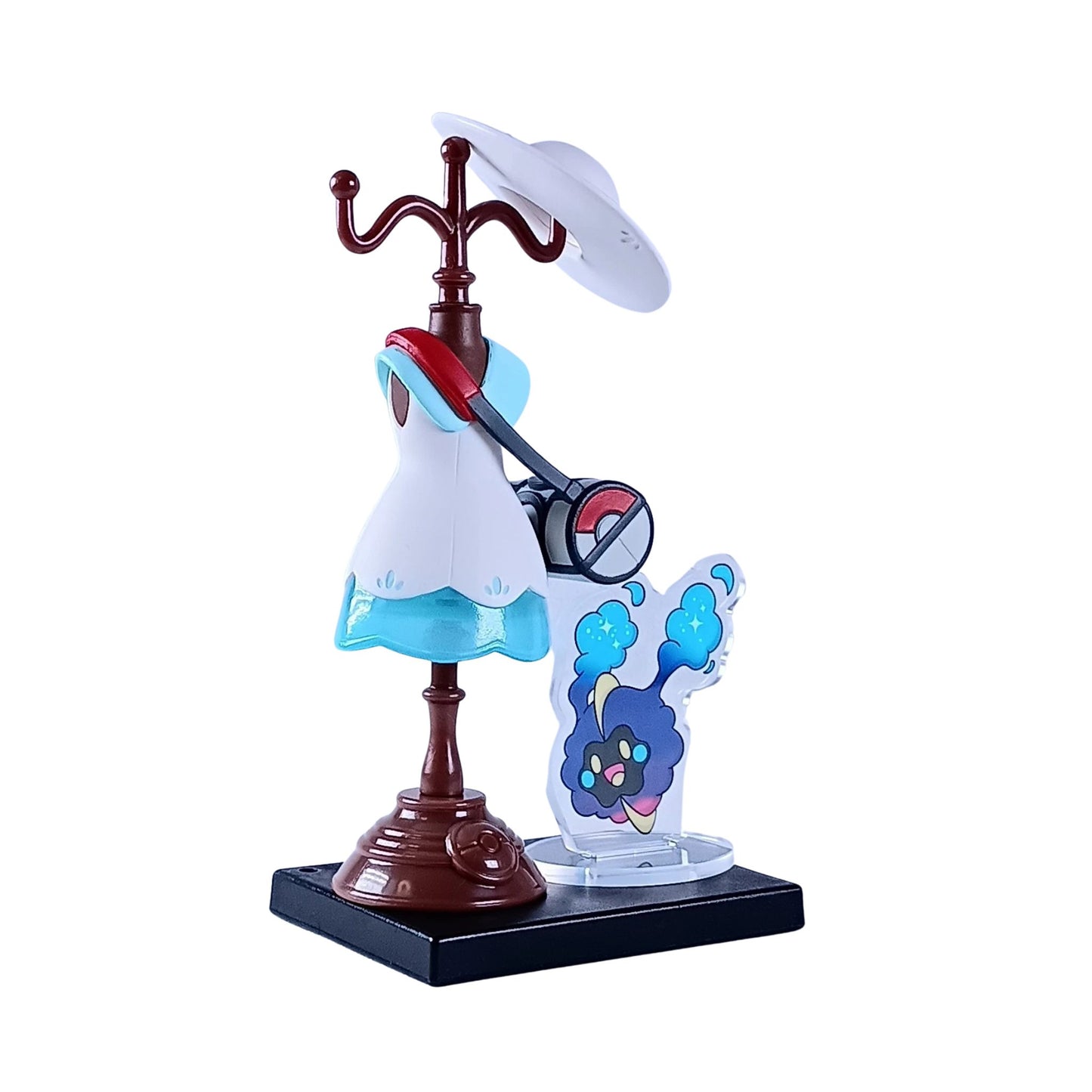 Pokémon Trainer Lillie with Cosmog – Pokémon Center Miniature Costume Figure – 11 cm (4.3 in)