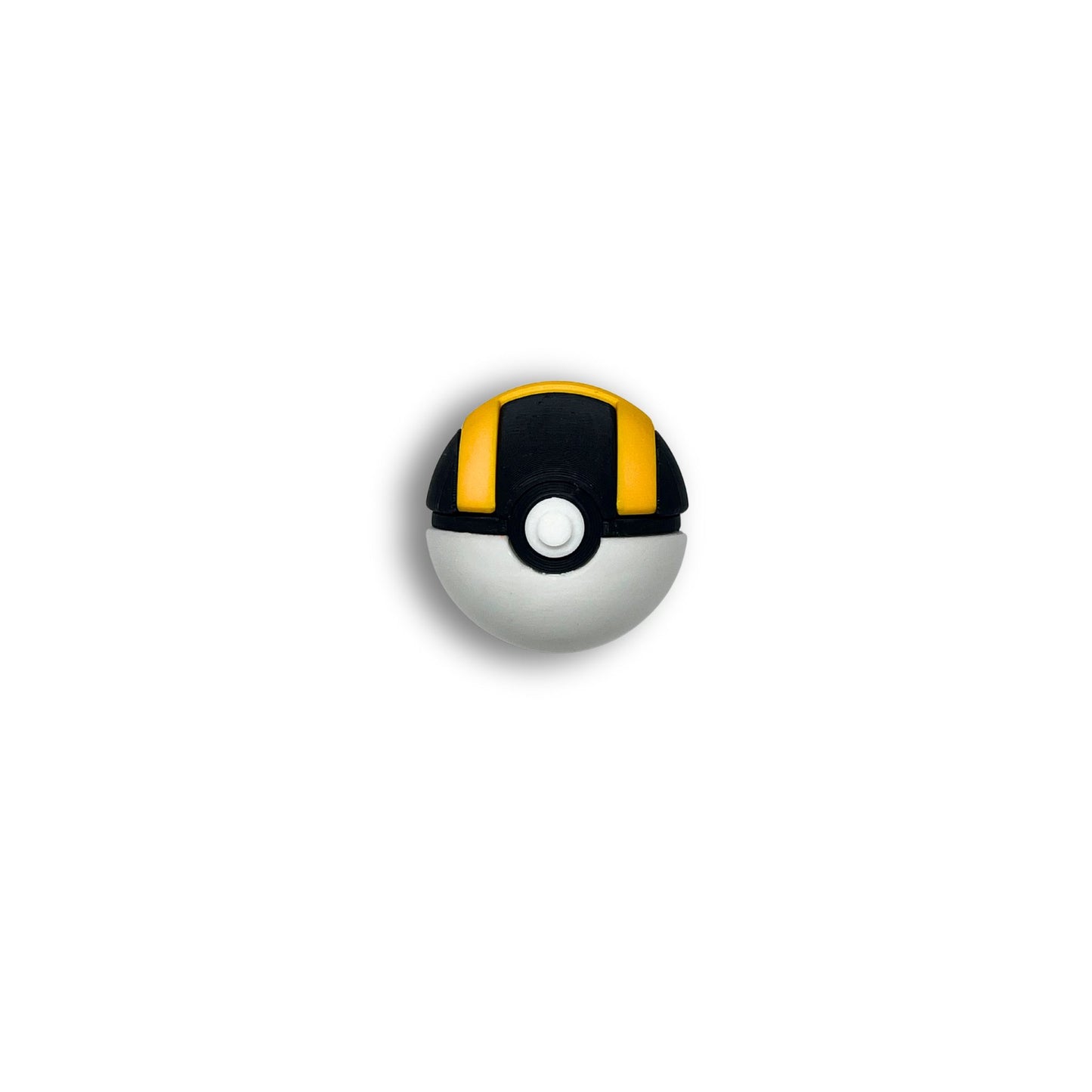 Pokémon Ultra Ball – Magnet – 3.3 cm (1.3 in)