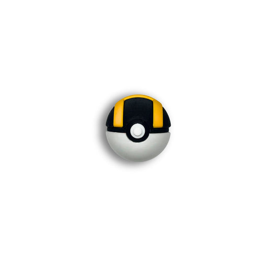Pokémon Ultra Ball – Magnet – 3.3 cm (1.3 in)