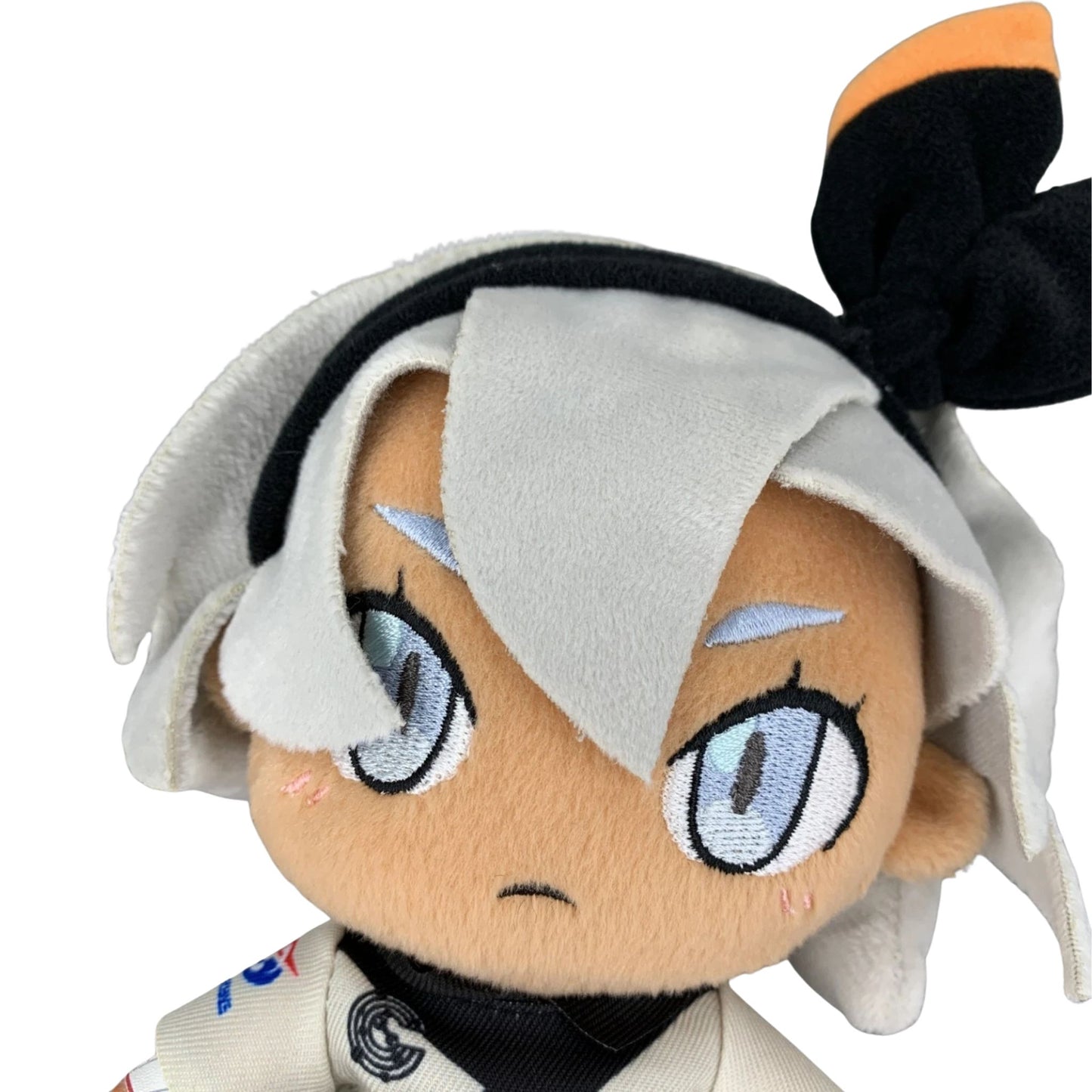 Pokémon Trainer Bea – Official Pokémon Center Plushie – 19 cm (7.5 in)
